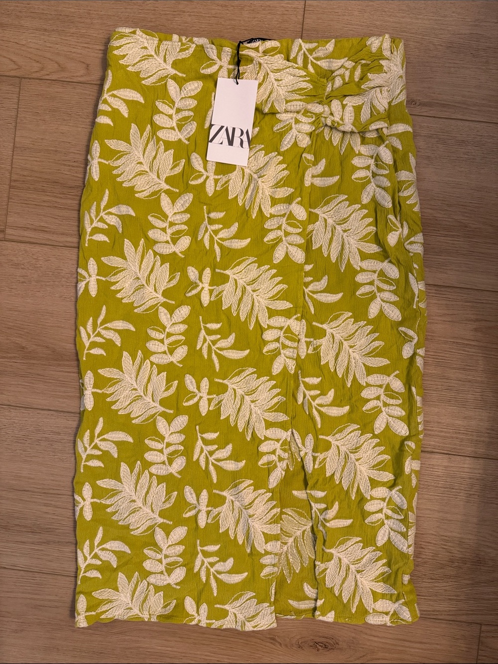 Zara Lime Green Leaf-Print Pencil Skirt
